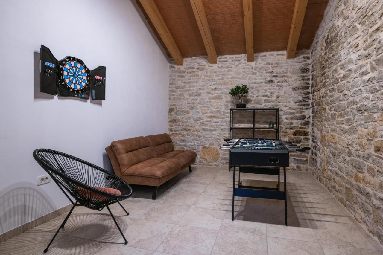 Honey House Villa Jural Exterior photo